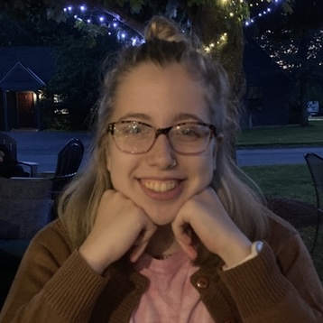 Eloise Baker headshot