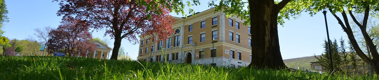 Lawn in front of Murdock Hall and Smith House